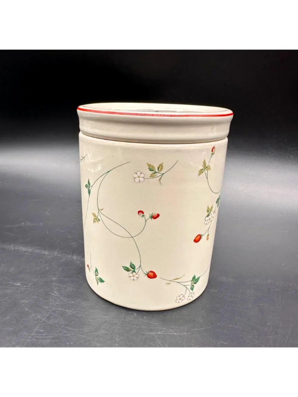 Vintage Strawberry Canister Jar Cottage Granny 1980s Korea Ceramic Storage Retro - Picture 4 of 10